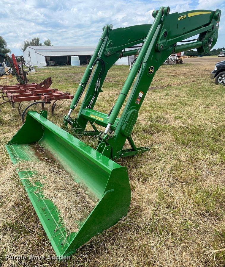 image for item KK9434 John Deere 660R  loader