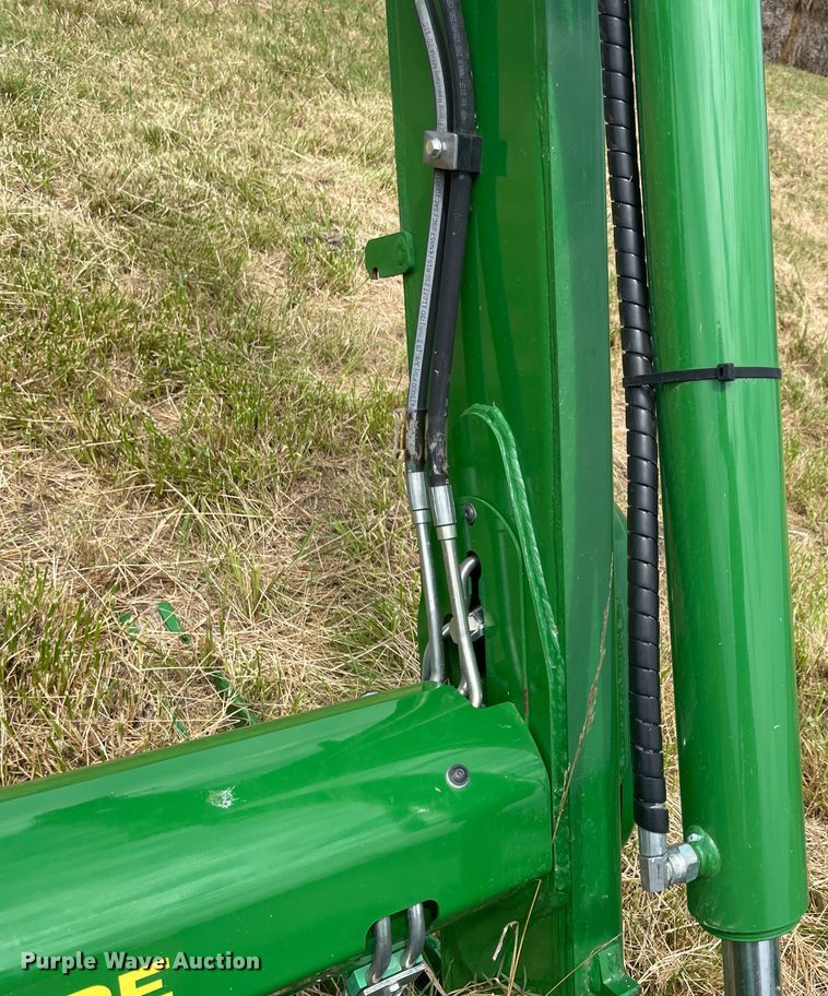 image for item KK9434 John Deere 660R  loader