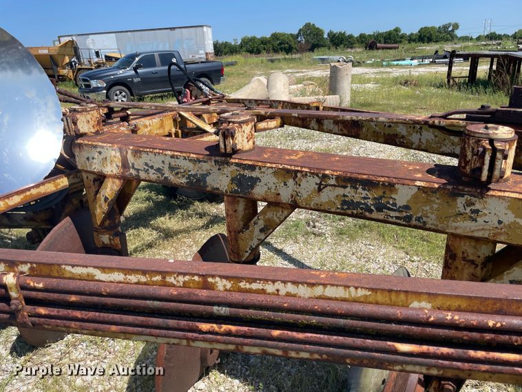 image for item KK9454 Four bottom disk plow