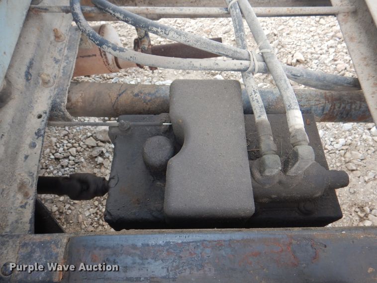 image for item KW9816 1972 Ford F700  grain truck