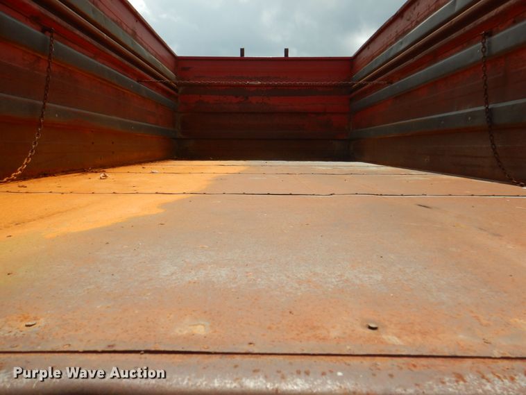image for item KW9816 1972 Ford F700  grain truck