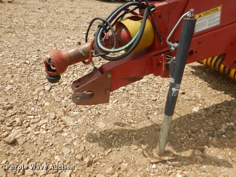 image for item KW9822 1995 New Holland 650 Fastnet  round baler