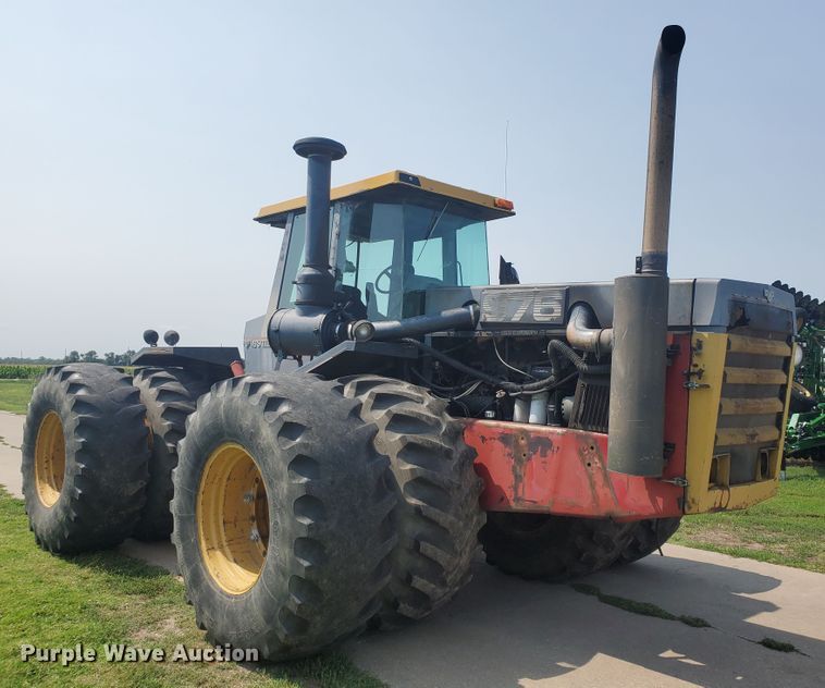 image for item KY9146 1985 Versatile 976  4WD tractor