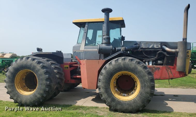 image for item KY9146 1985 Versatile 976  4WD tractor