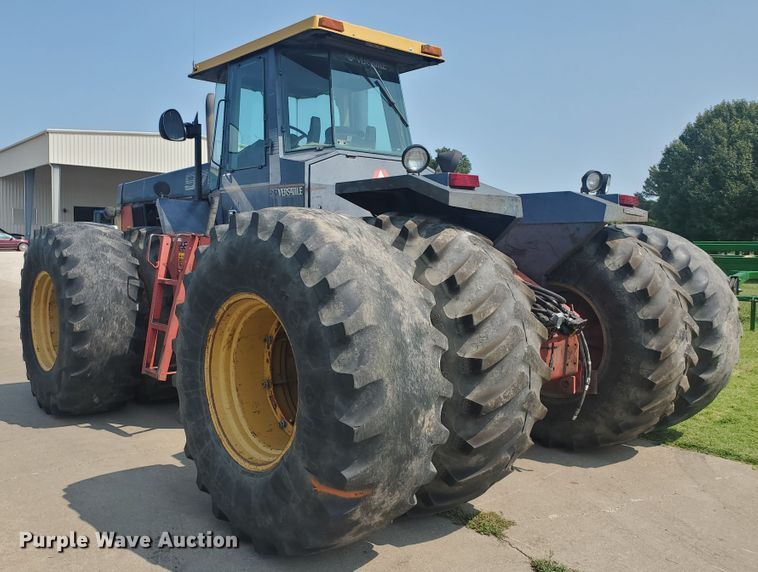 image for item KY9146 1985 Versatile 976  4WD tractor