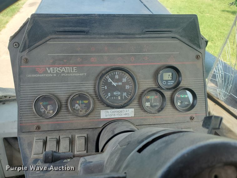 image for item KY9146 1985 Versatile 976  4WD tractor