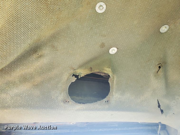 image for item KY9146 1985 Versatile 976  4WD tractor