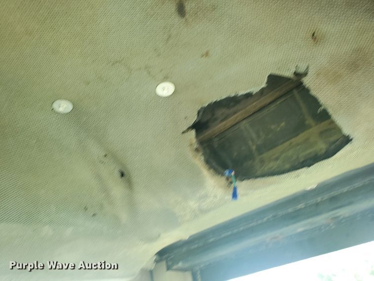 image for item KY9146 1985 Versatile 976  4WD tractor