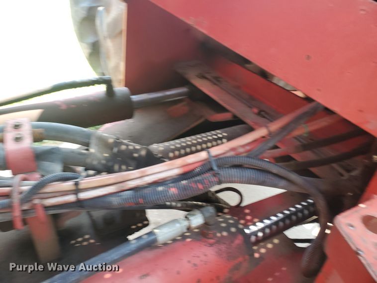 image for item KY9146 1985 Versatile 976  4WD tractor