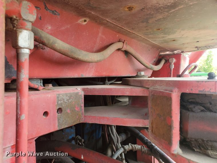 image for item KY9146 1985 Versatile 976  4WD tractor