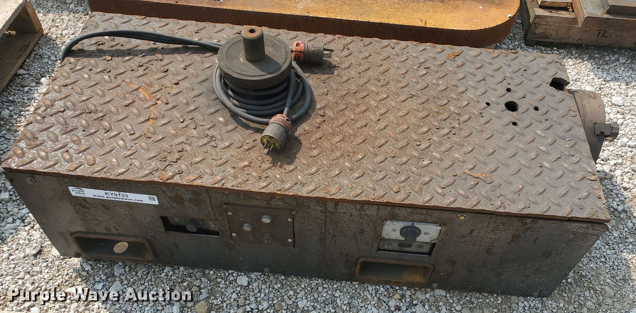 Turning machine in Assaria, KS Item KY9133 sold Purple Wave