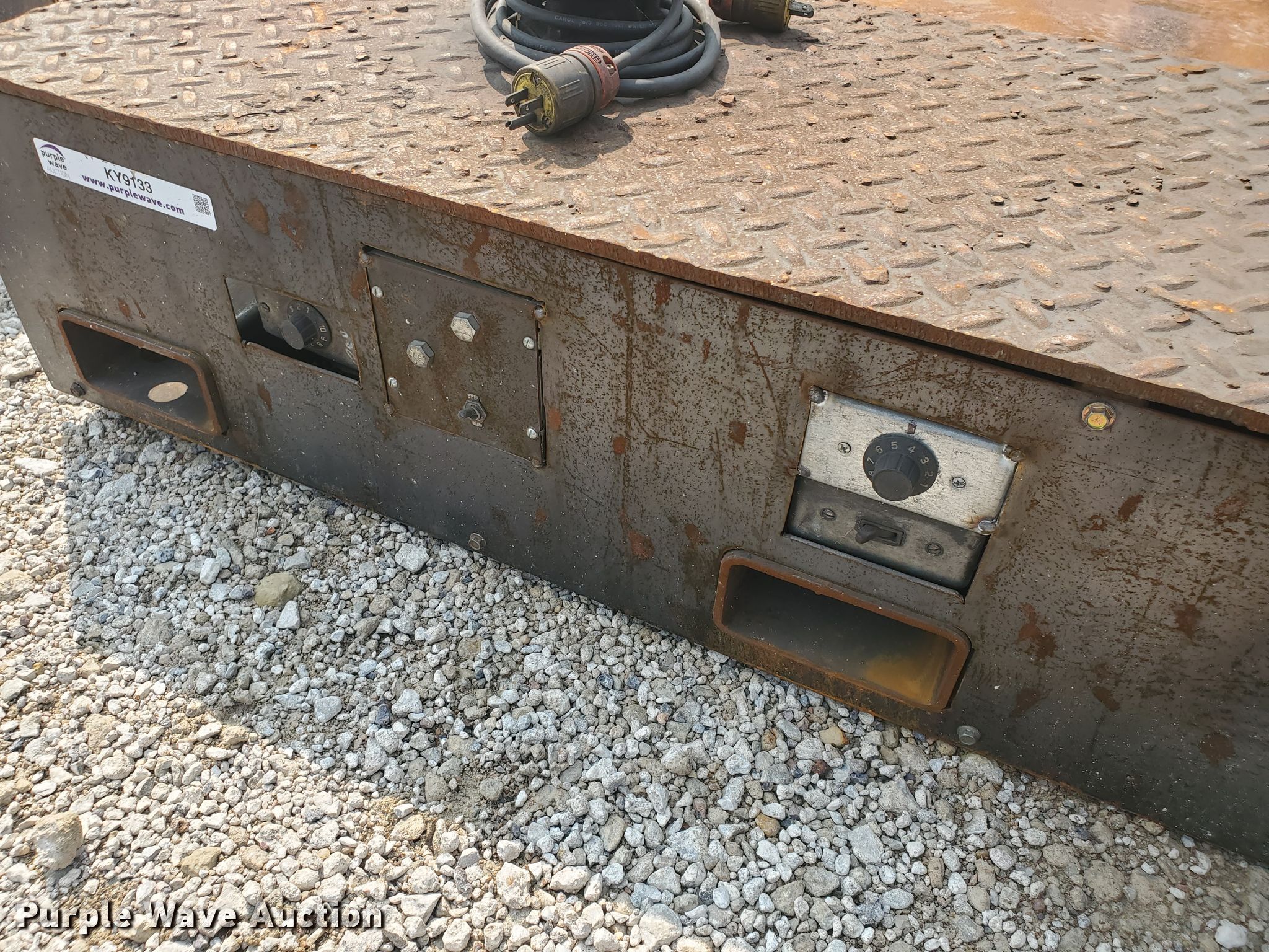 Turning machine in Assaria, KS Item KY9133 sold Purple Wave