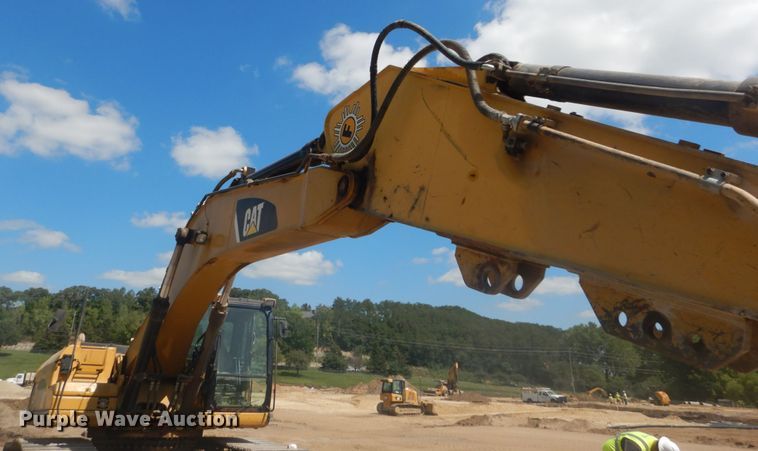 image for item DI1093 2008 Caterpillar 330DL  excavator