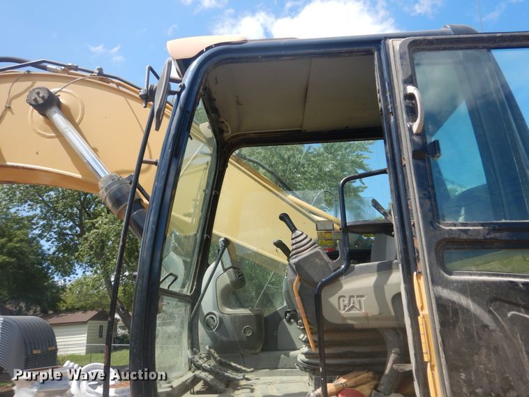 image for item DI1093 2008 Caterpillar 330DL  excavator