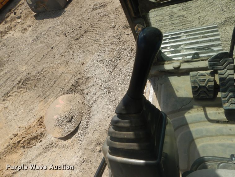 image for item DI1093 2008 Caterpillar 330DL  excavator