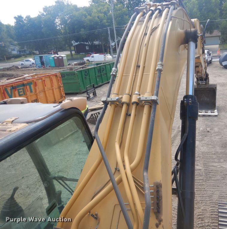 image for item DI1093 2008 Caterpillar 330DL  excavator