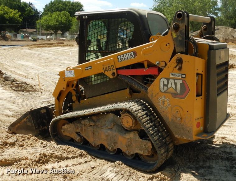 image for item DI1097 2019 Caterpillar 259D3 Plus  tracked skid steer loader