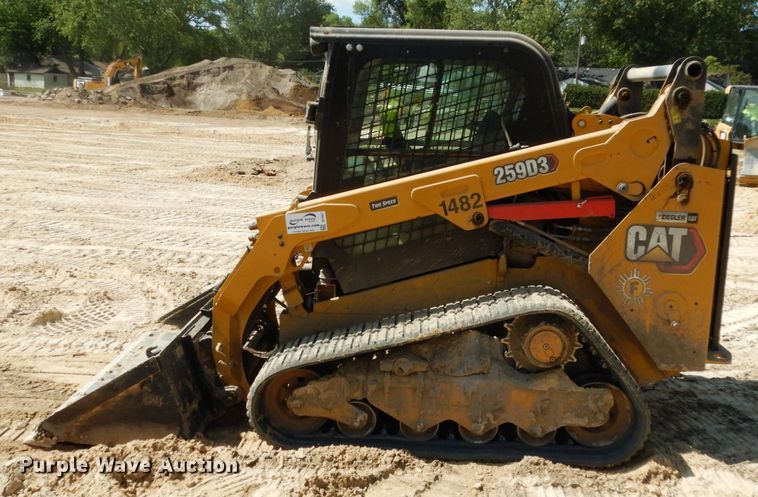 image for item DI1097 2019 Caterpillar 259D3 Plus  tracked skid steer loader