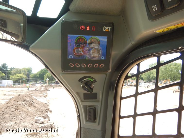 image for item DI1097 2019 Caterpillar 259D3 Plus  tracked skid steer loader