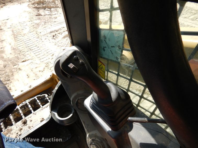 image for item DI1097 2019 Caterpillar 259D3 Plus  tracked skid steer loader