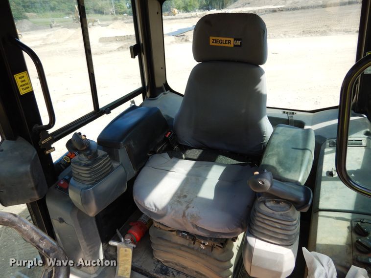 image for item DI1098 2012 Caterpillar D5K2 LGP  dozer