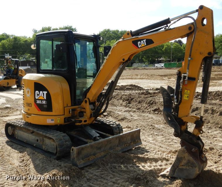 image for item DI1102 2017 Caterpillar 303.5 E2  mini excavator