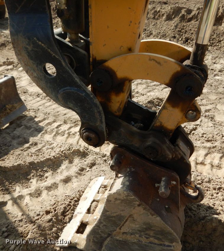 image for item DI1102 2017 Caterpillar 303.5 E2  mini excavator