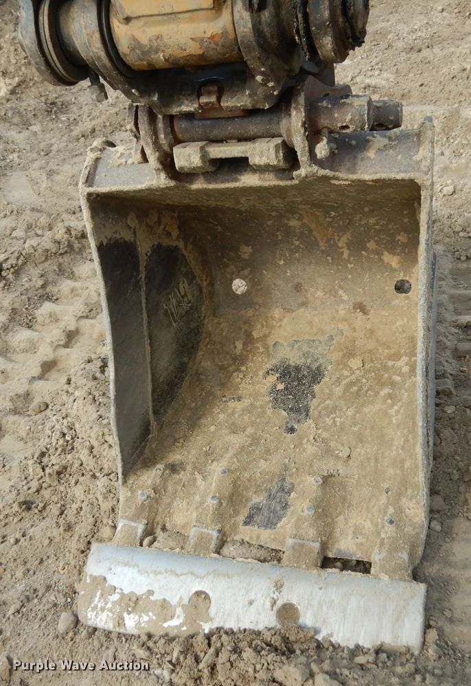 image for item DI1102 2017 Caterpillar 303.5 E2  mini excavator