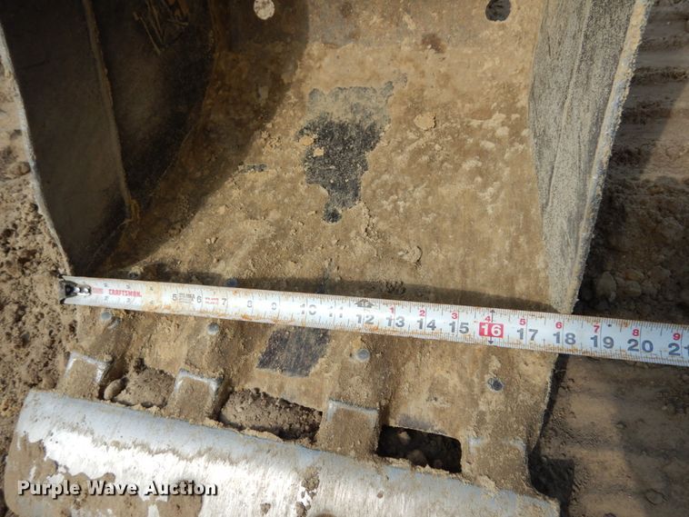 image for item DI1102 2017 Caterpillar 303.5 E2  mini excavator