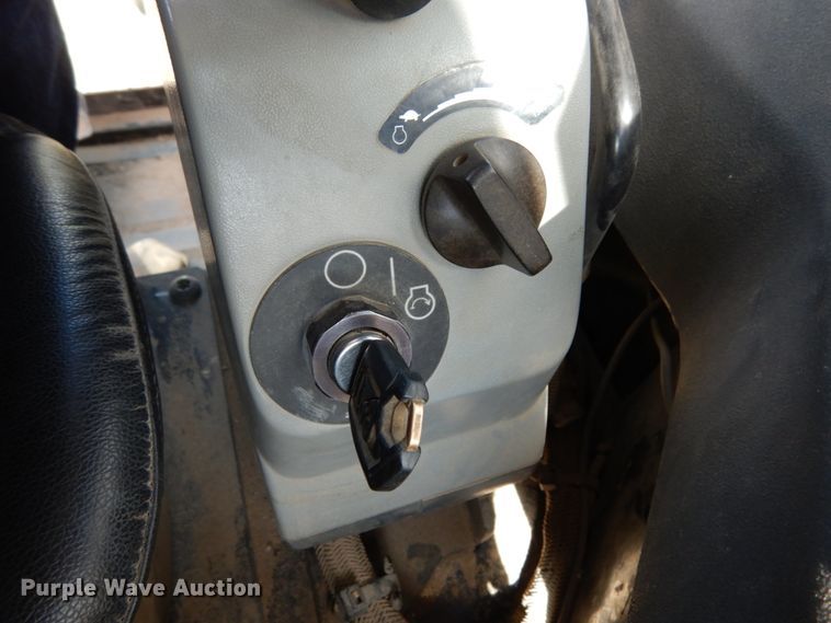 image for item DI1102 2017 Caterpillar 303.5 E2  mini excavator