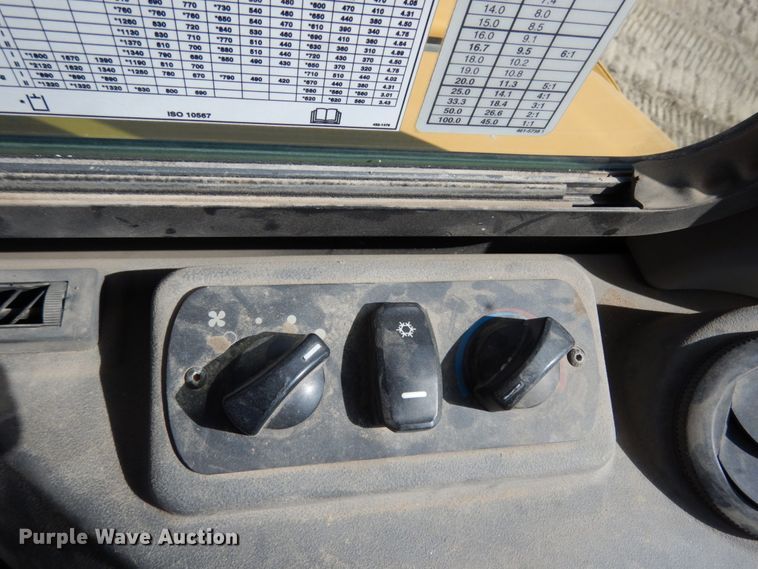 image for item DI1102 2017 Caterpillar 303.5 E2  mini excavator