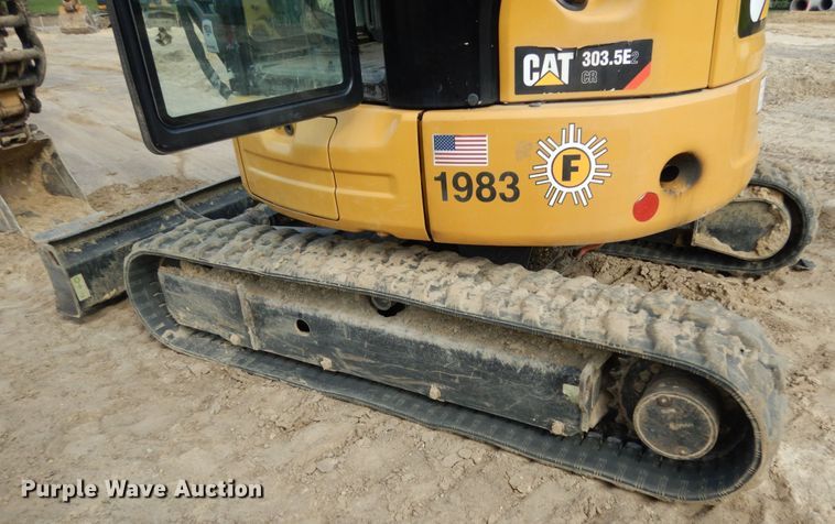image for item DI1102 2017 Caterpillar 303.5 E2  mini excavator