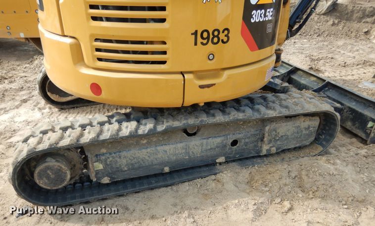 image for item DI1102 2017 Caterpillar 303.5 E2  mini excavator