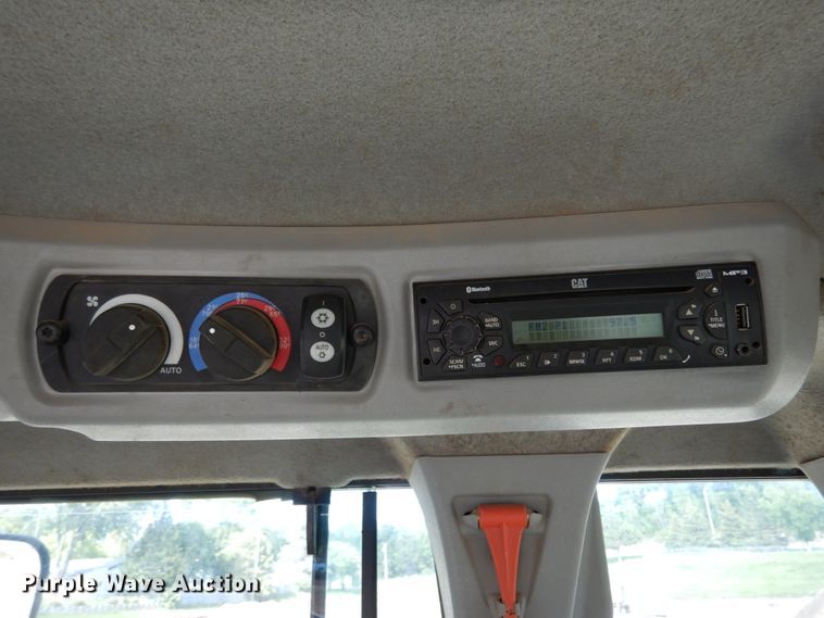 image for item DI1105 2013 Caterpillar 938K  wheel loader