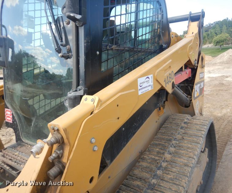 image for item DI1106 2018 Caterpillar 259D  tracked skid steer loader