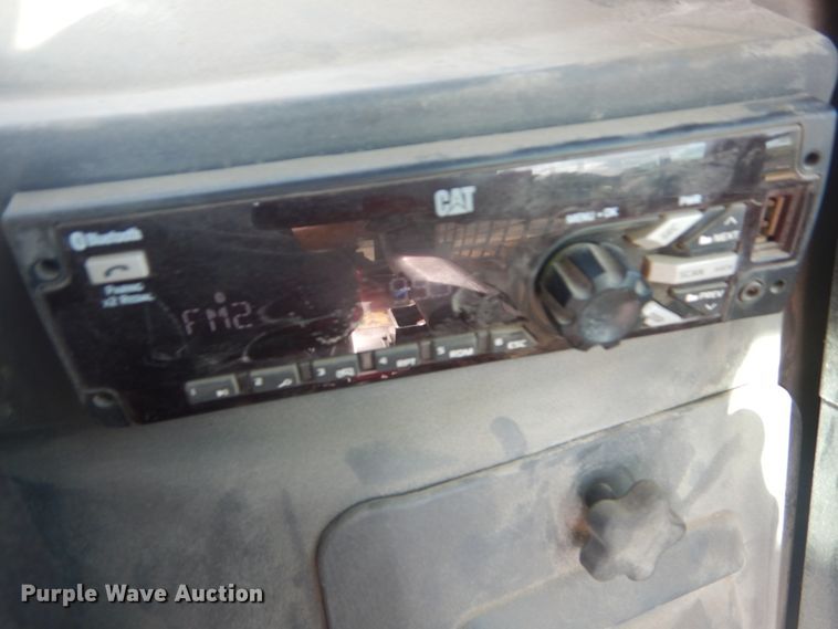 image for item DI1106 2018 Caterpillar 259D  tracked skid steer loader