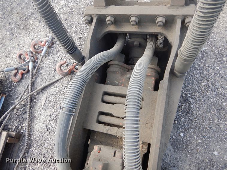 image for item DI1107 2013 NPK GH10  breaker