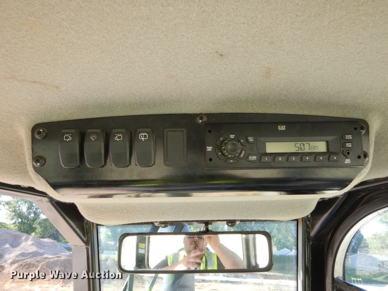 image for item DI1108 2015 Caterpillar D5K2 LGP  dozer