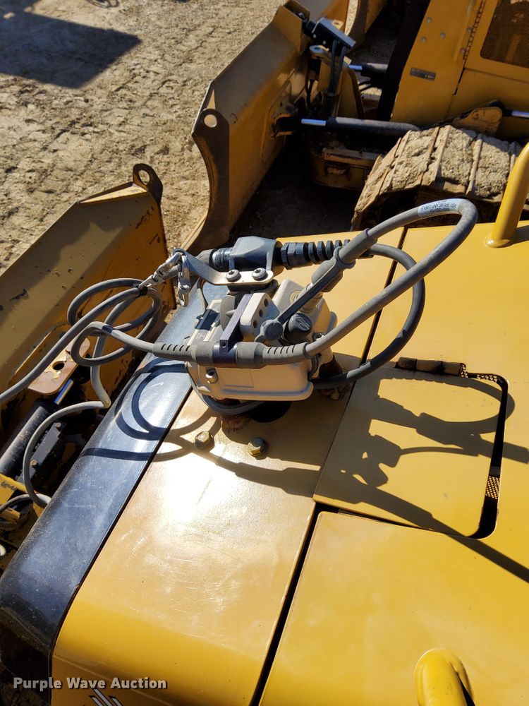 image for item DI1108 2015 Caterpillar D5K2 LGP  dozer