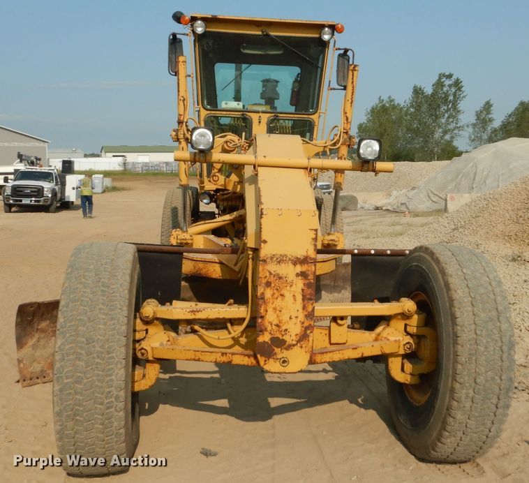 image for item DI1110 1994 Caterpillar 140G  motor grader