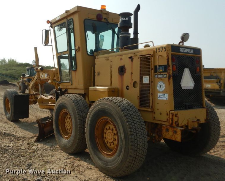 image for item DI1110 1994 Caterpillar 140G  motor grader