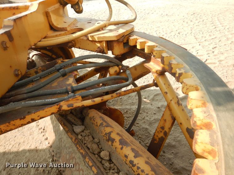 image for item DI1110 1994 Caterpillar 140G  motor grader