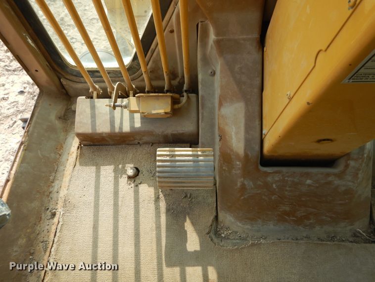 image for item DI1110 1994 Caterpillar 140G  motor grader