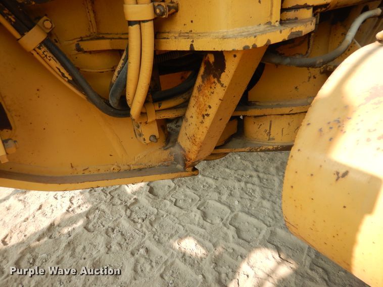 image for item DI1110 1994 Caterpillar 140G  motor grader