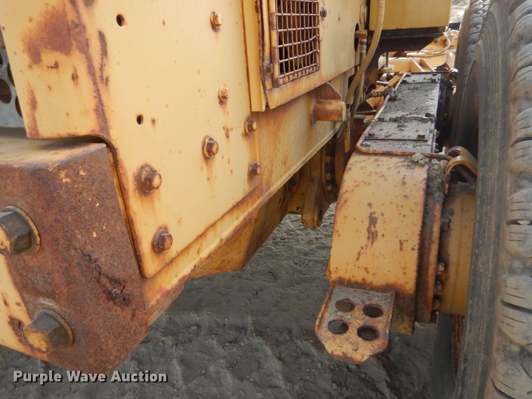 image for item DI1110 1994 Caterpillar 140G  motor grader