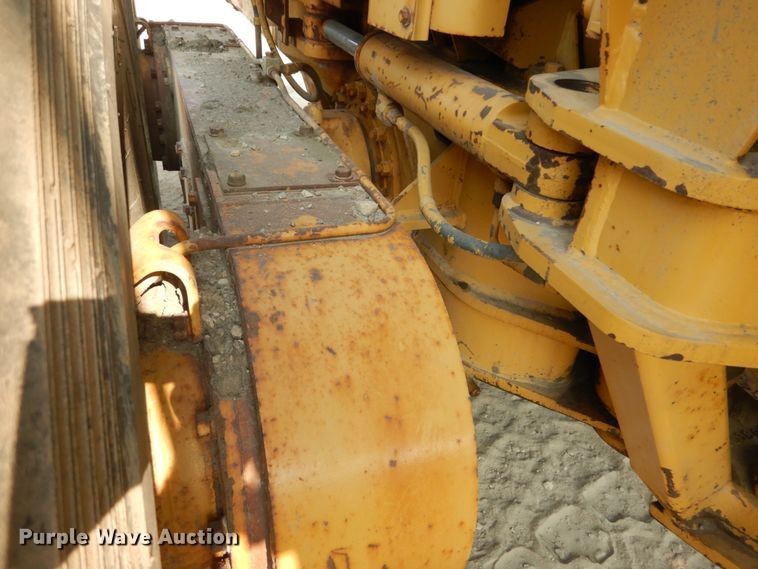 image for item DI1110 1994 Caterpillar 140G  motor grader