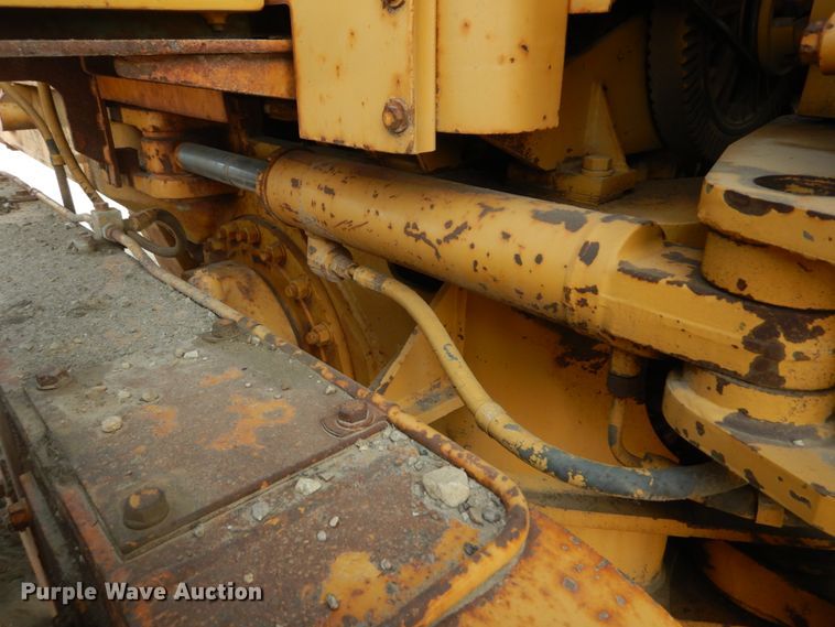 image for item DI1110 1994 Caterpillar 140G  motor grader