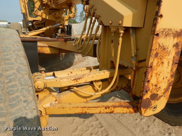 image for item DI1110 1994 Caterpillar 140G  motor grader