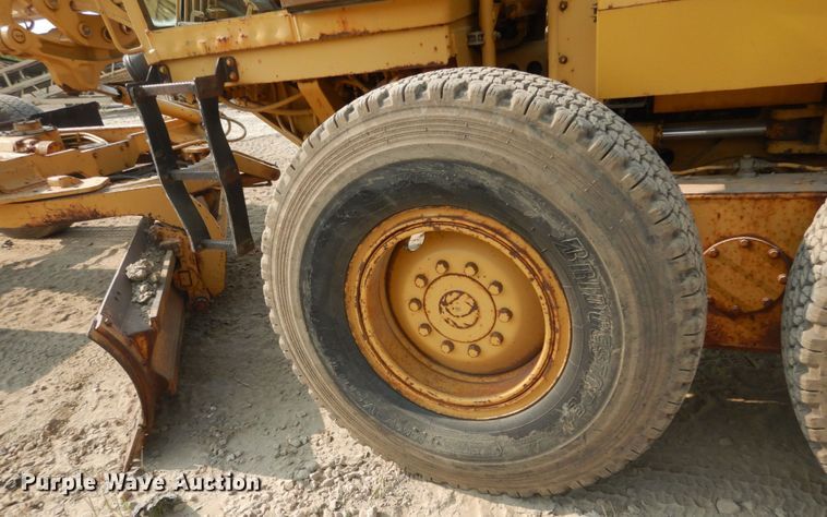 image for item DI1110 1994 Caterpillar 140G  motor grader