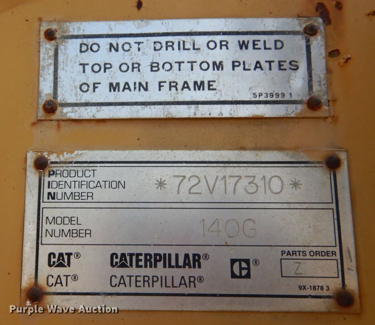 image for item DI1110 1994 Caterpillar 140G  motor grader